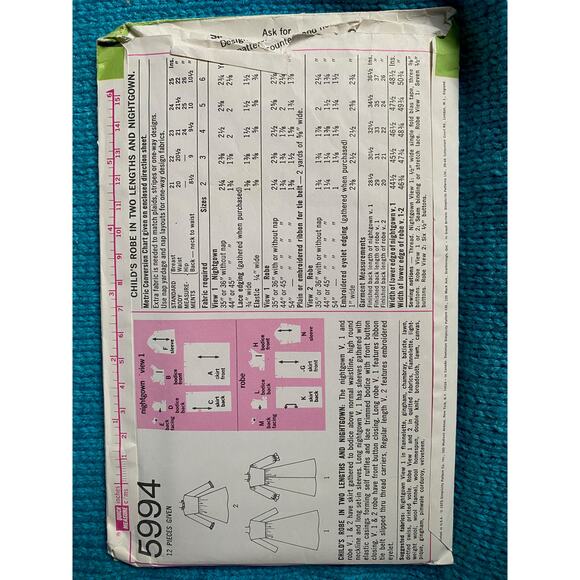 Simplicity sewing pattern 5995 kids nightgown and robe - Picture 3 of 5